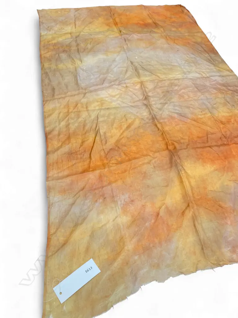 Textile fragment – silk, Image 1++